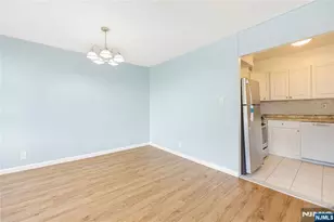 6050 Kennedy Blvd 2E, West New York, NJ 07093 - Photo 11