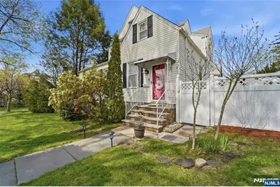 3 Stuyvesant Avenue, Kearny, NJ 07032 - Photo 5