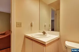 649 Richmond Ct, Ramsey, NJ 07446 - Photo 21