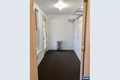 21 Columbus Street, Bloomfield, NJ 07003 - Photo 9