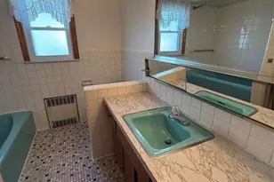 48 Stuyvesant Ave 1, Lyndhurst Township, NJ 07071 - Photo 7