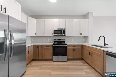 87-89 Mary 504 #504, Paterson, NJ 07503 - Photo 5