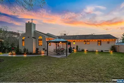 165 Page Drive, Oakland, NJ 07436 - Photo 5