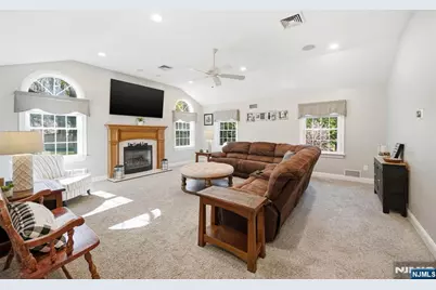 165 Page Drive, Oakland, NJ 07436 - Photo 11