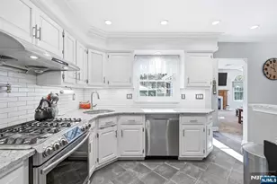 165 Page Dr, Oakland, NJ 07436 - Photo 15