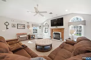 165 Page Dr, Oakland, NJ 07436 - Photo 13