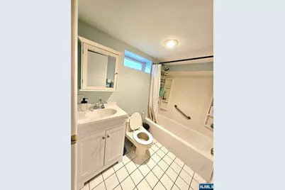 301 Glen Avenue, Ridgewood, NJ 07450 - Photo 17