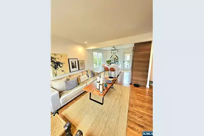 301 Glen Avenue, Ridgewood, NJ 07450 - Photo 3