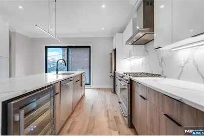 128 Edsall Boulevard A #A, Palisades Park, NJ 07650 - Photo 11