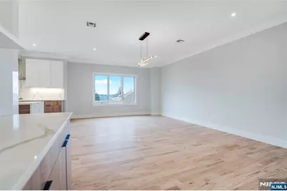 128 Edsall Boulevard A #A, Palisades Park, NJ 07650 - Photo 9