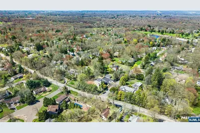 175 E Crescent Avenue, Allendale, NJ 07401 - Photo 43