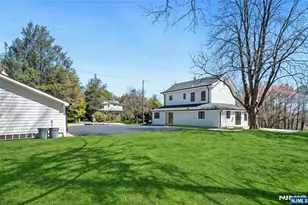 175 E Crescent Ave, Allendale, NJ 07401 - Photo 37