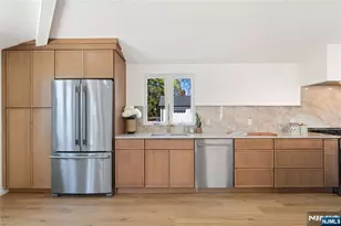 175 E Crescent Ave, Allendale, NJ 07401 - Photo 13