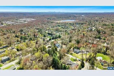 175 E Crescent Avenue, Allendale, NJ 07401 - Photo 47