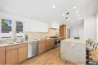 175 E Crescent Avenue, Allendale, NJ 07401 - Photo 11