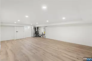 175 E Crescent Ave, Allendale, NJ 07401 - Photo 17