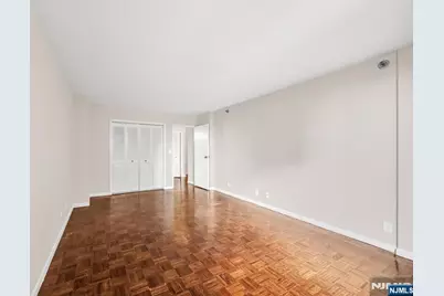 326 Prospect Avenue 6J #6J, Hackensack, NJ 07601 - Photo 17