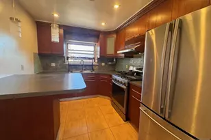 2430 8th Street 5A, Fort Lee, NJ 07024 - Photo 7