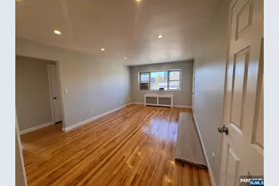 2430 8th Street 5A #5A, Fort Lee, NJ 07024 - Photo 3