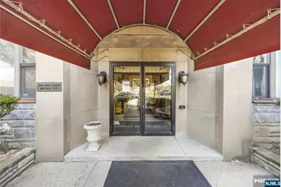 8800 Boulevard East 7F #7F, North Bergen, NJ 07047 - Photo 3