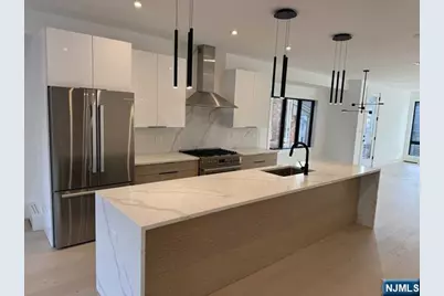 207 4th Street B #B, Palisades Park, NJ 07650 - Photo 5