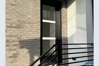 207 4th Street B #B, Palisades Park, NJ 07650 - Photo 3