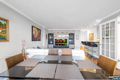 2000 Linwood Avenue 5B #5B, Fort Lee, NJ 07024 - Photo 7
