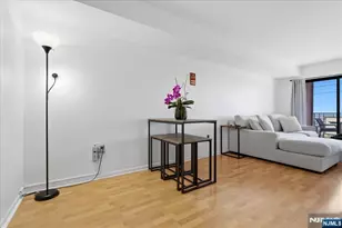 1906 Paterson Plank Road 2E, North Bergen, NJ 07047 - Photo 13