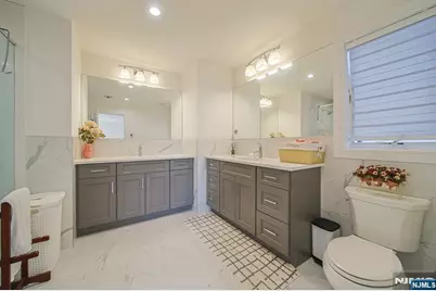 529 Lincoln B #B, Palisades Park, NJ 07650 - Photo 19