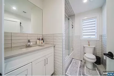 529 Lincoln B #B, Palisades Park, NJ 07650 - Photo 17