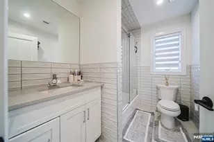 529 Lincoln B, Palisades Park, NJ 07650 - Photo 17