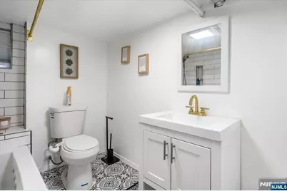 502 6th Avenue, Lyndhurst Township, NJ 07071 - Photo 21