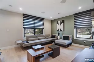 1013 Boulevard, New Milford, NJ 07646 - Photo 5