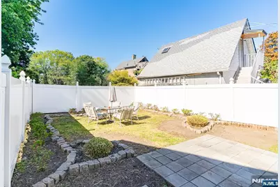 205 Jefferson Street, Orange, NJ 07050 - Photo 23