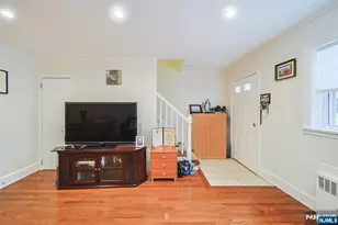 295 Tenafly Road I, Tenafly, NJ 07670 - Photo 3