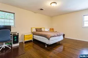 437 Summit St, Englewood Cliffs, NJ 07632 - Photo 17