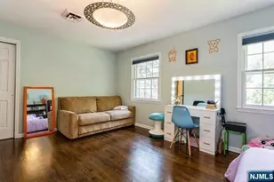 437 Summit St, Englewood Cliffs, NJ 07632 - Photo 13
