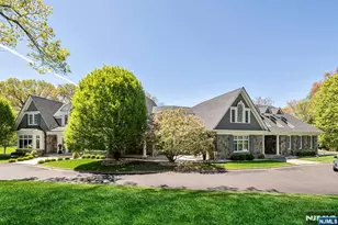 340 Indian Trail Dr, Franklin Lakes, NJ 07417 - Photo 3