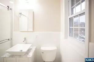 473 Lincoln Street B, Palisades Park, NJ 07650 - Photo 9