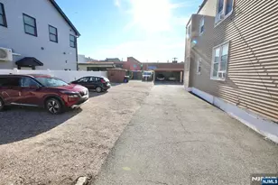 125 Malvern St, Newark, NJ 07105 - Photo 5