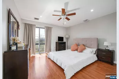 855 Valley Brook Avenue 1B #1B, Lyndhurst Township, NJ 07071 - Photo 19