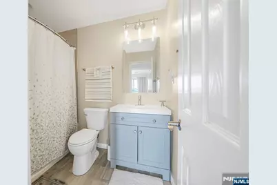 855 Valley Brook Avenue 1B #1B, Lyndhurst Township, NJ 07071 - Photo 21