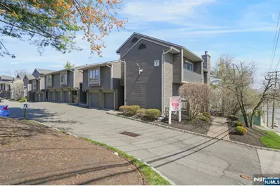 855 Valley Brook Avenue 1B #1B, Lyndhurst Township, NJ 07071 - Photo 1