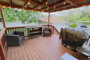 392 Lookout Ave, Hackensack, NJ 07601 - Photo 13