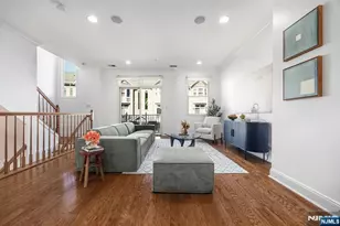 373 Kingston Ct 373, West New York, NJ 07093 - Photo 3