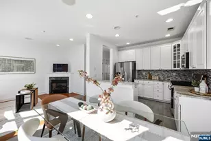 373 Kingston Ct 373, West New York, NJ 07093 - Photo 11