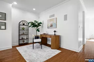 373 Kingston Ct 373, West New York, NJ 07093 - Photo 7