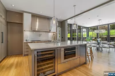 270 Upper Mountain Avenue, Montclair, NJ 07043 - Photo 25