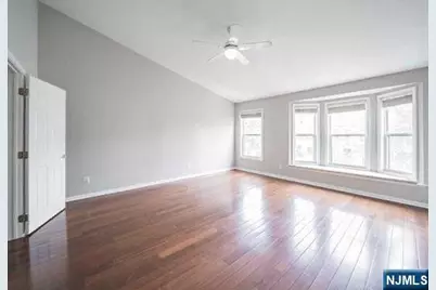 451 Hartford Drive 4052 #4052, Nutley, NJ 07110 - Photo 11