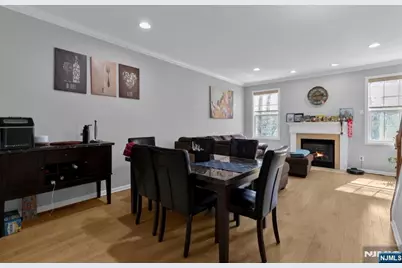 451 Hartford Drive 4052 #4052, Nutley, NJ 07110 - Photo 9